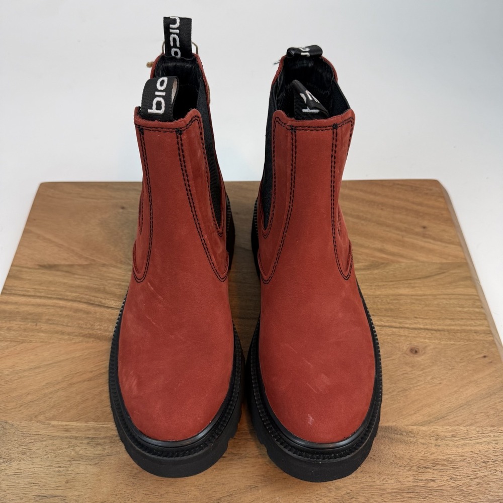 New Womens Bionica Drina Rogue Lug Red Leather Sole Ankle Chelsea Boots Size 7 M - Picture 4 of 8